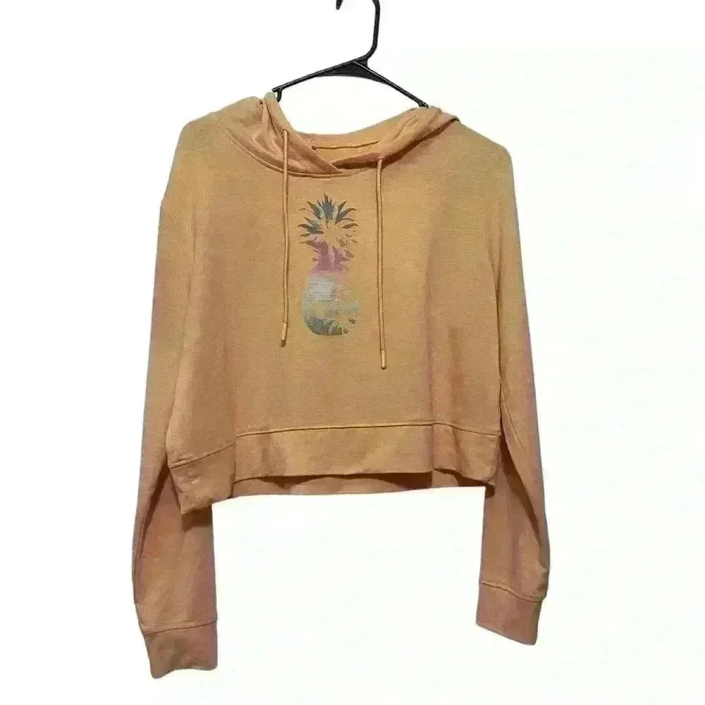 Reel life cropped hoodie Peach color with pineapple Size Medium EUC